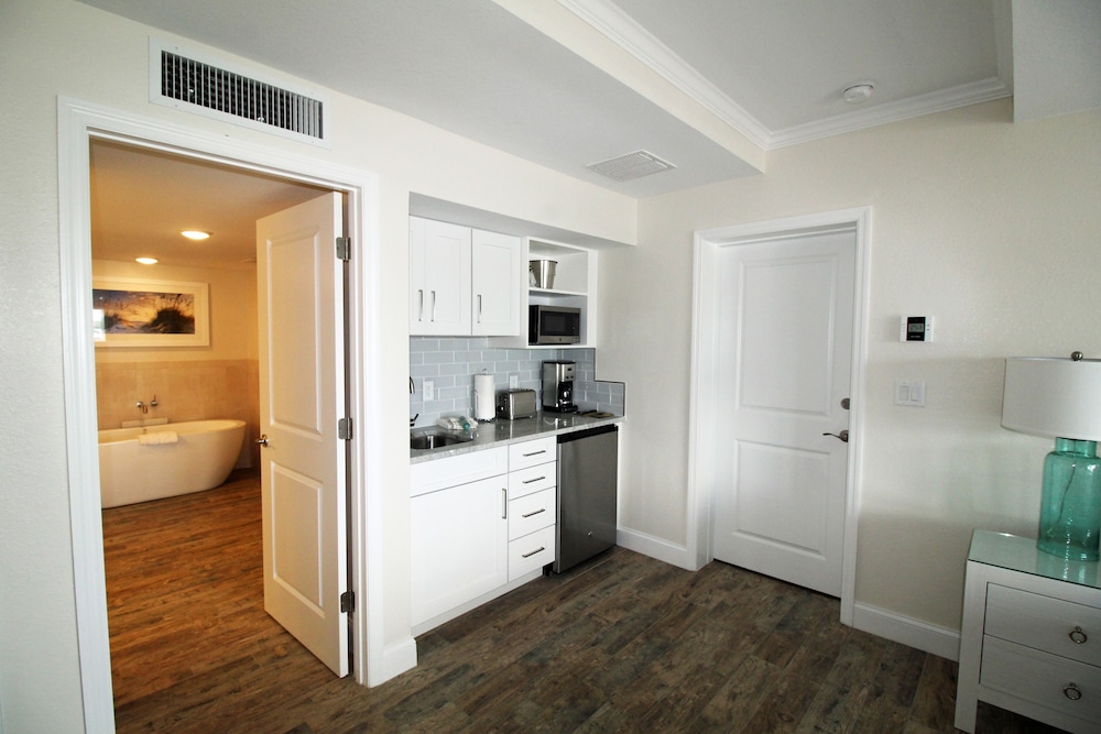 Studio, Kitchenette - In-Room Kitchenette