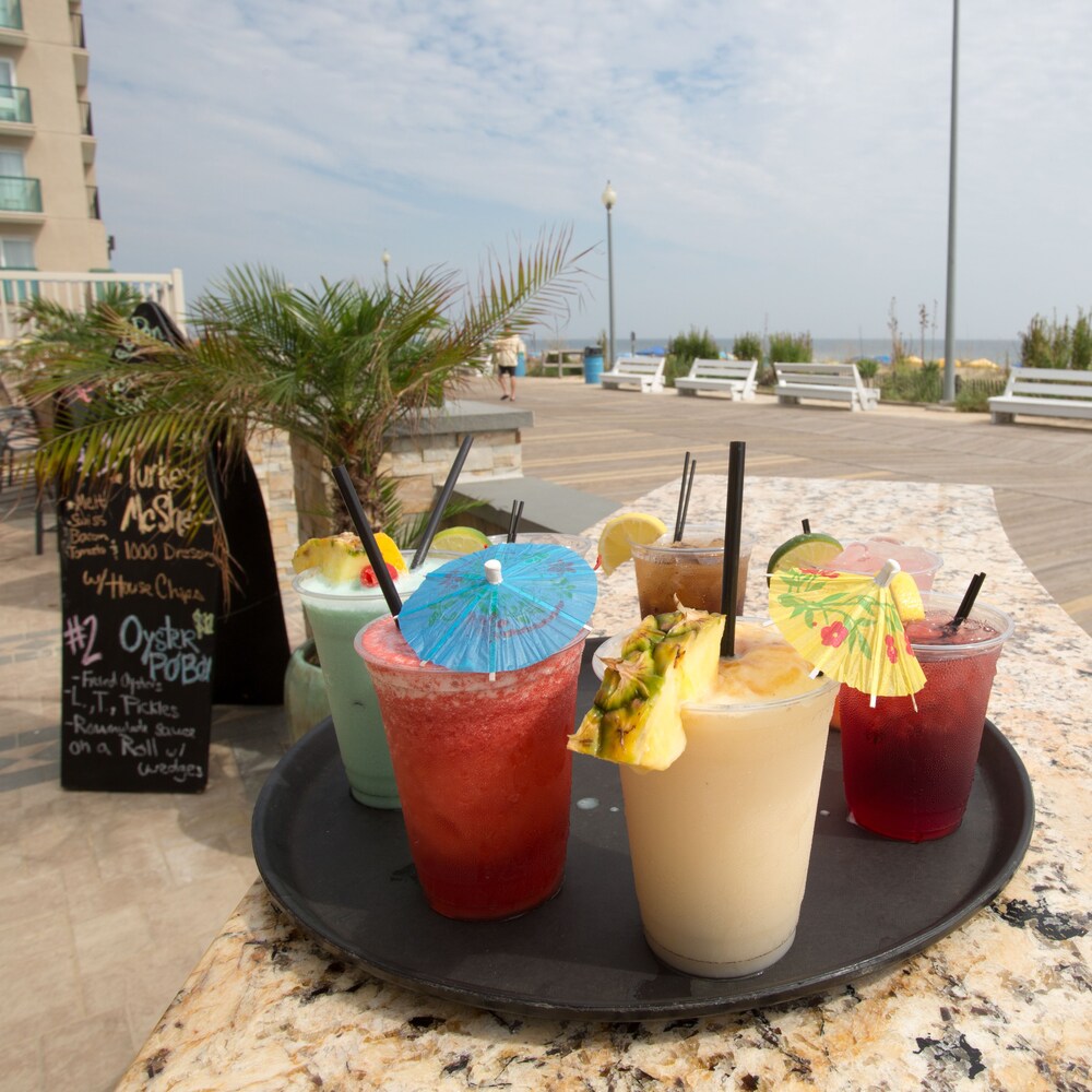 Poolside Bar