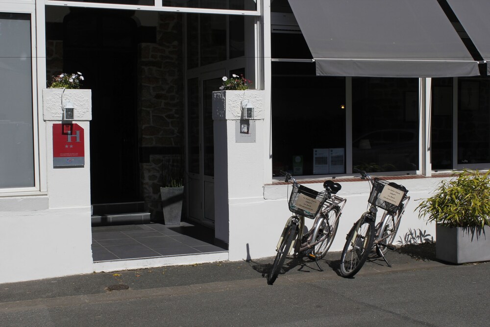 Hotel Entrance