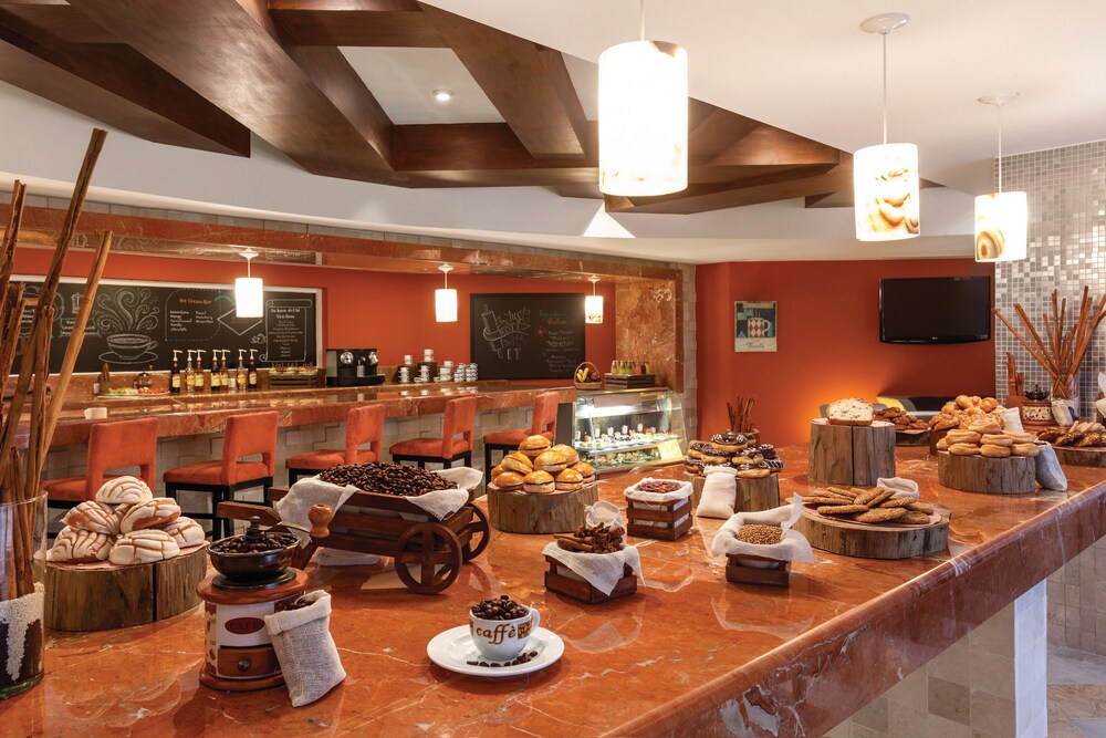 Coffee Shop