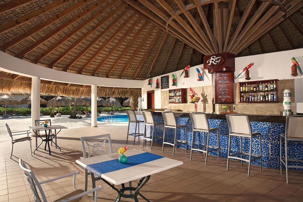 Bar (on property), Dreams Punta Cana Resort & Spa - All Inclusive