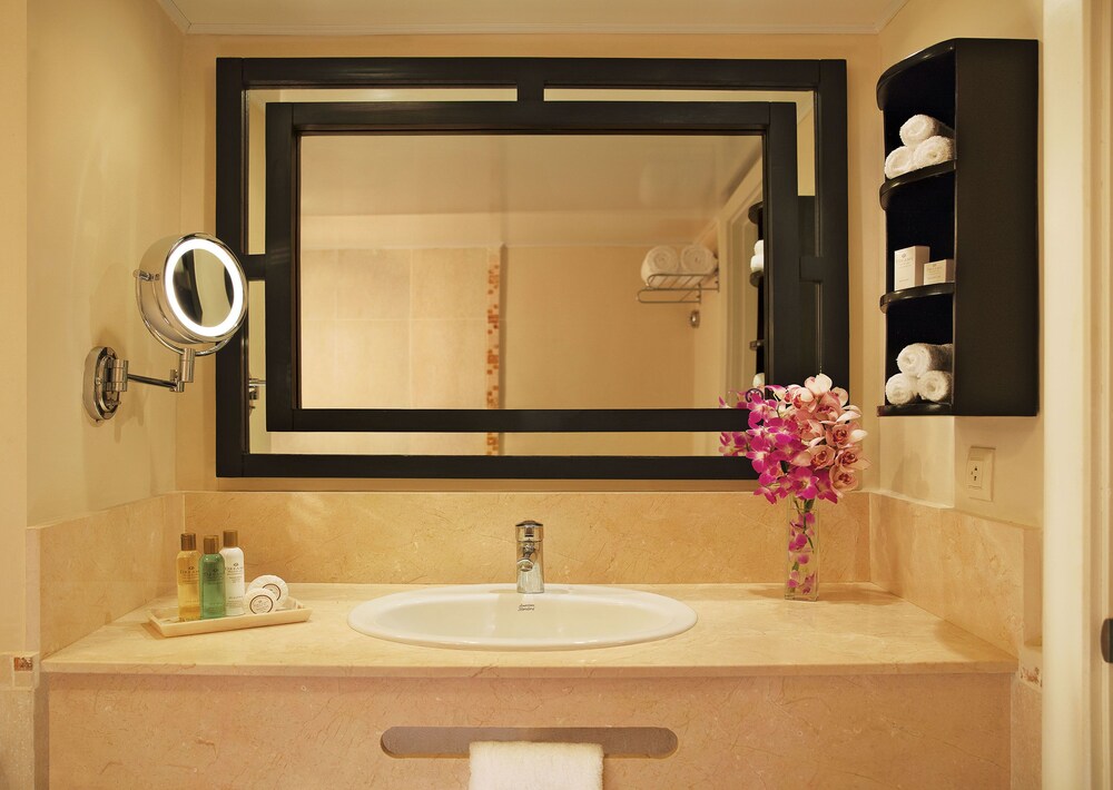 Bathroom, Dreams Punta Cana Resort & Spa - All Inclusive