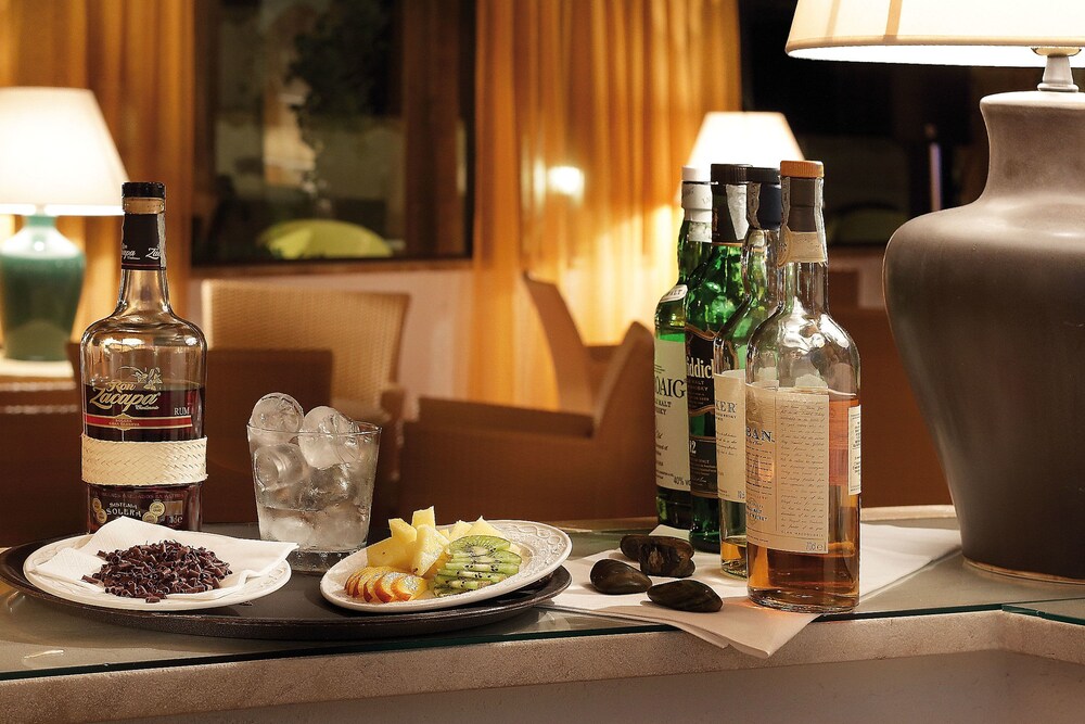 Hotel Bar