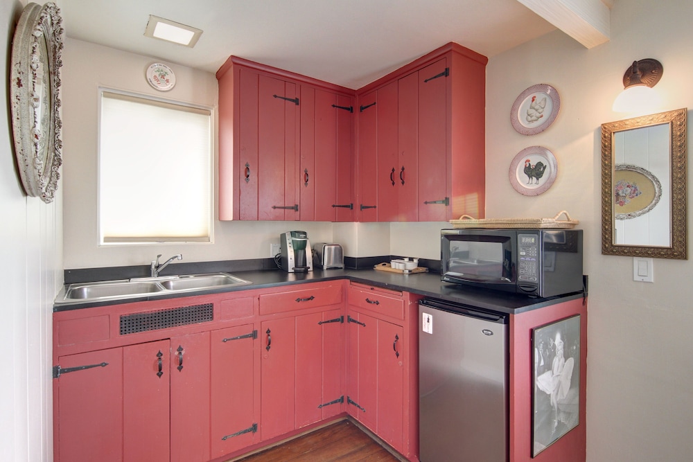 In-Room Kitchen