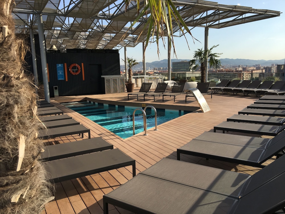 Piscina en la terraza