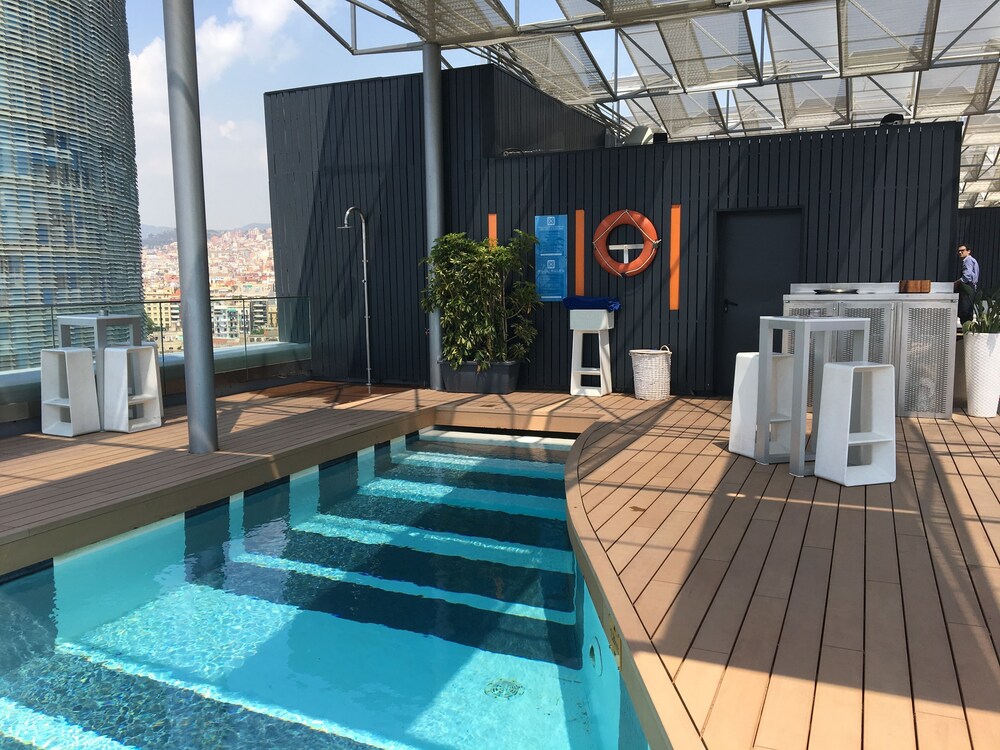 Piscina en la terraza