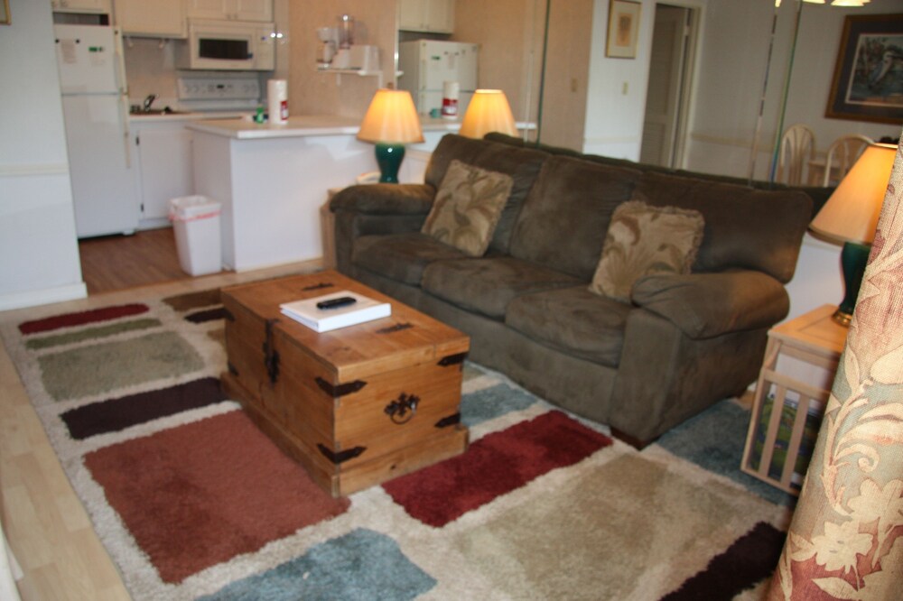 Villa, 1 Bedroom - Living Area