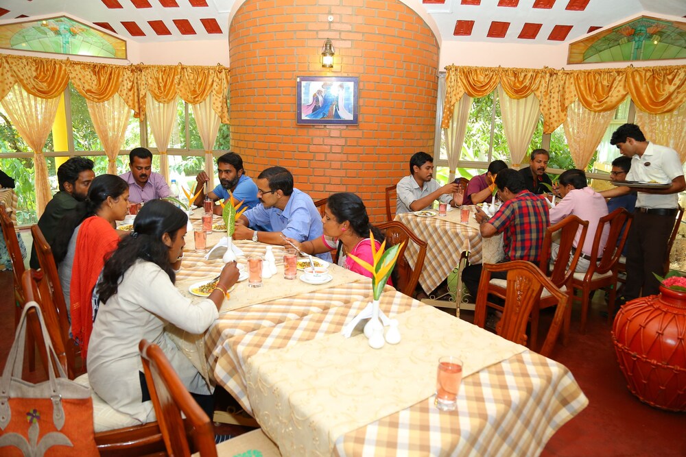 Family Dining