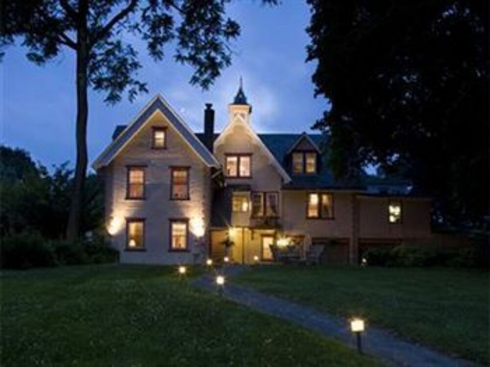 Hotel Front - Evening/Night