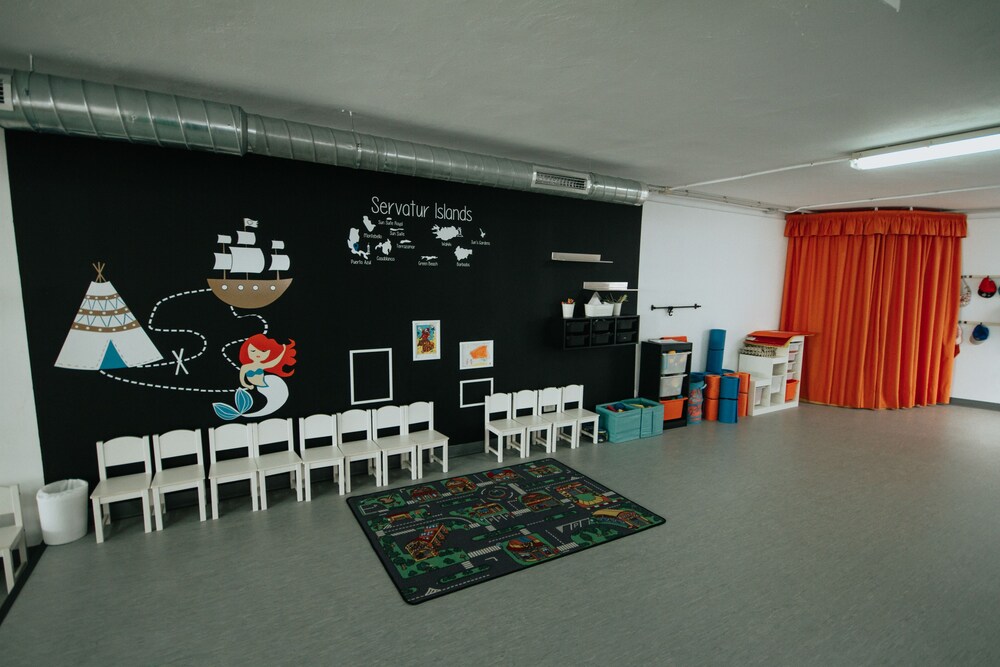Childrens Play Area - Indoor