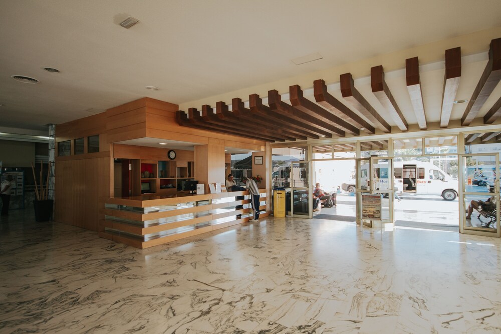 Check-in/Check-out Kiosk