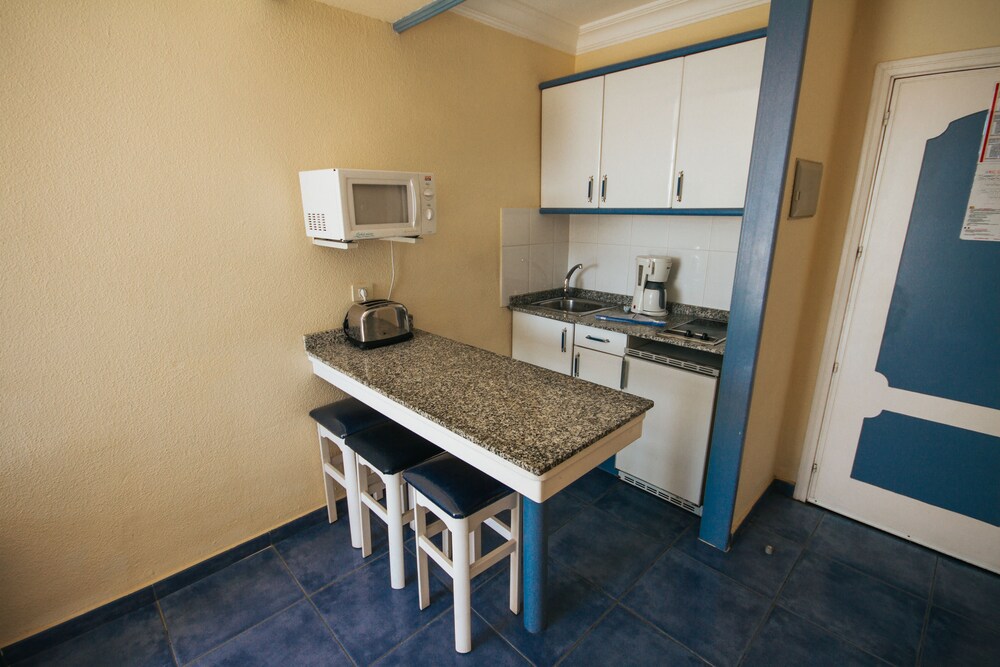 In-Room Kitchenette