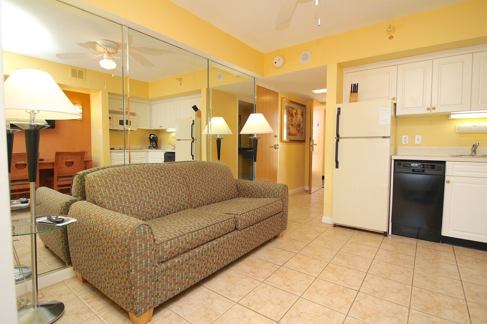 Luxury Suite, 1 Bedroom - Living Area