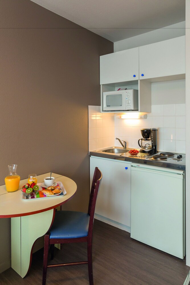In-Room Kitchen