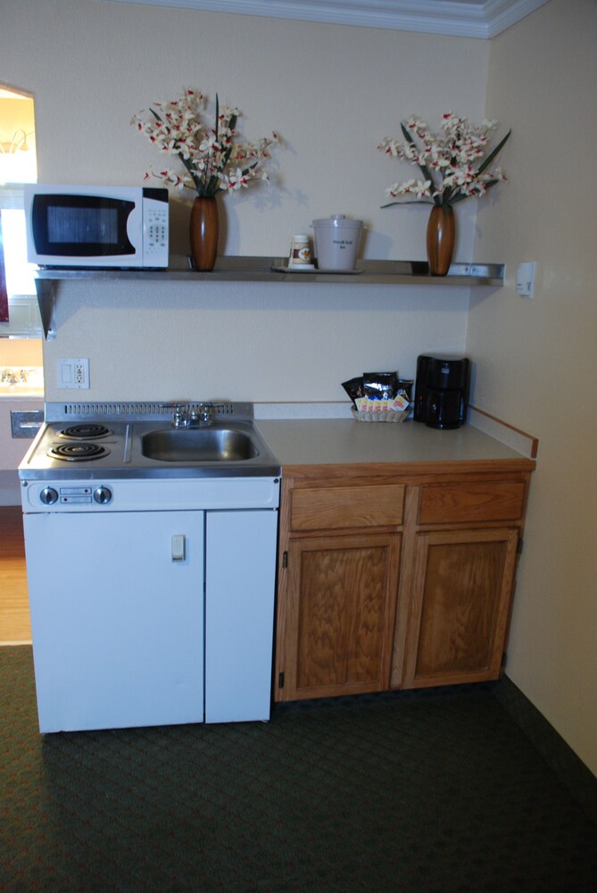 In-Room Kitchenette