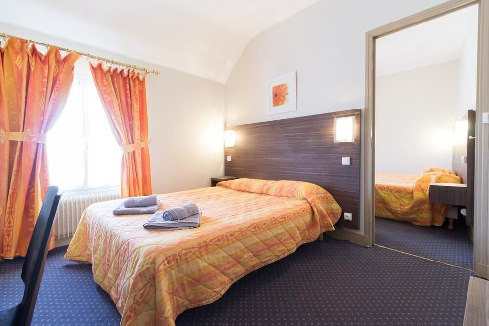Guestroom