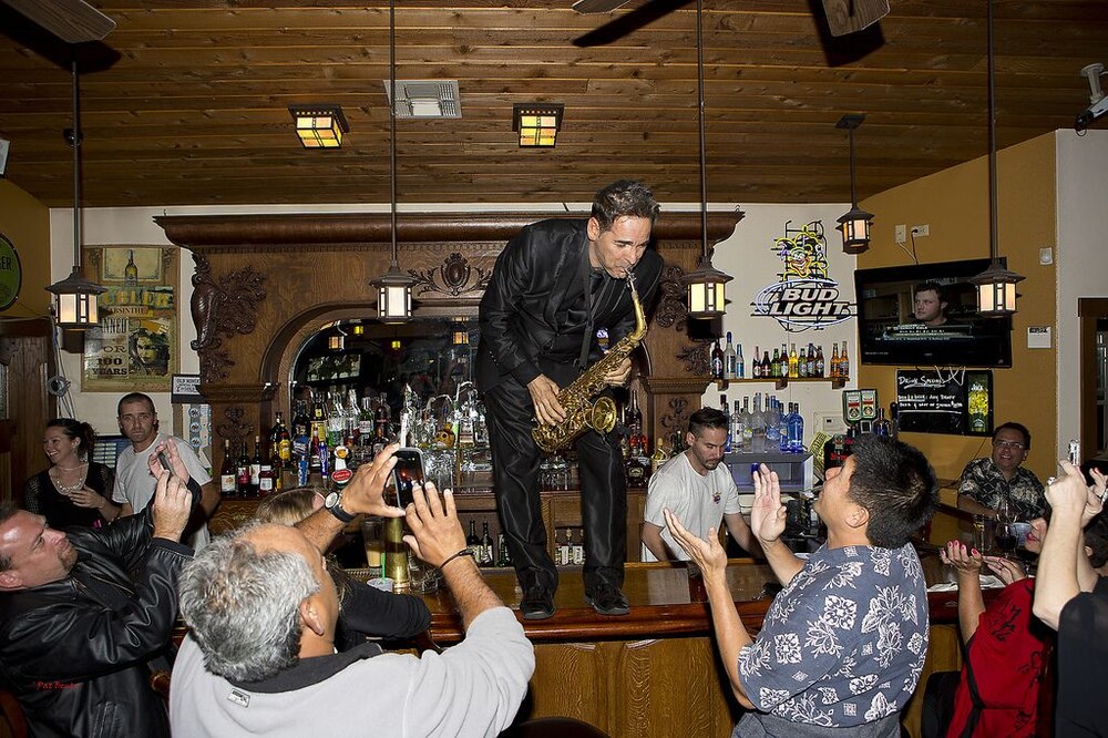 Hotel Bar