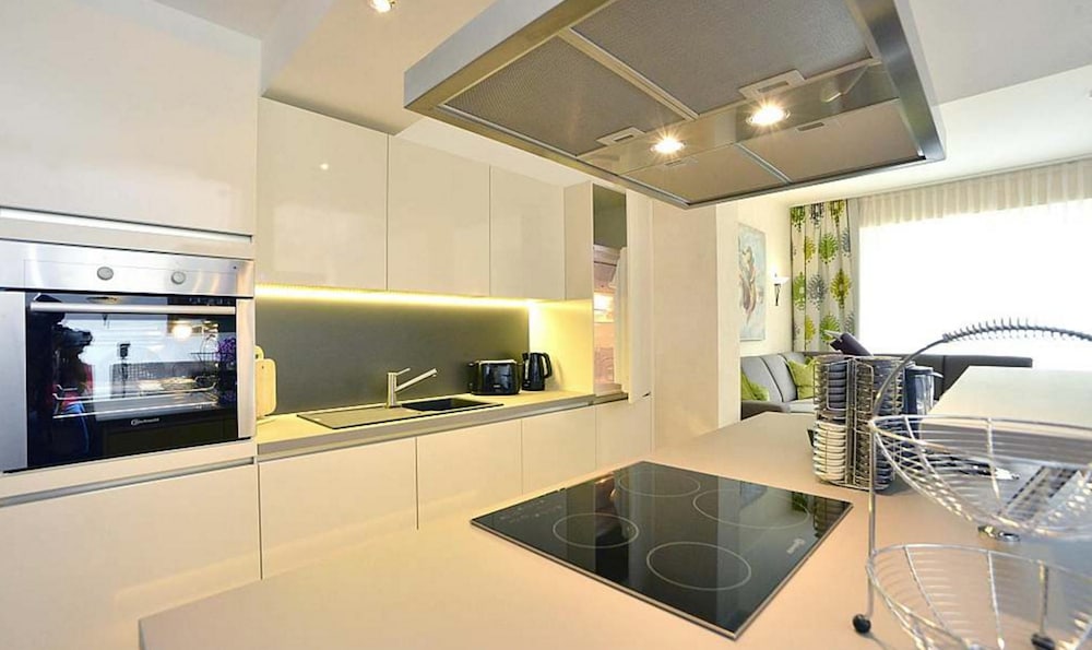 Apartment, 3 Bedrooms, Balcony, Mountain View (1-Viktoria-excl. Cleaning Fee € 95) - In-Room Kitchen