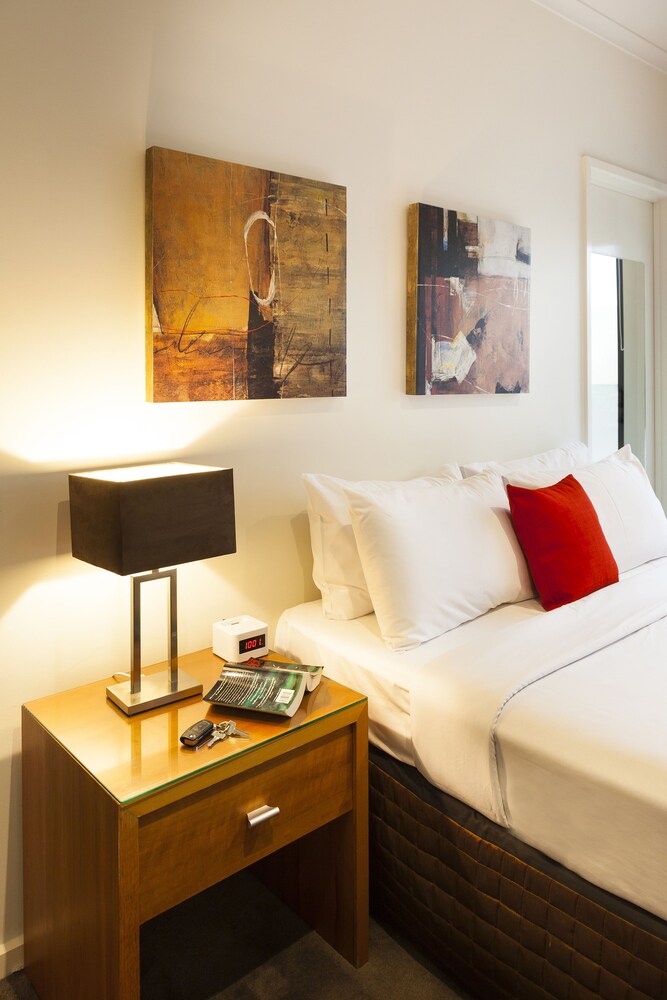 Three Bedroom Apartment - Guestroom