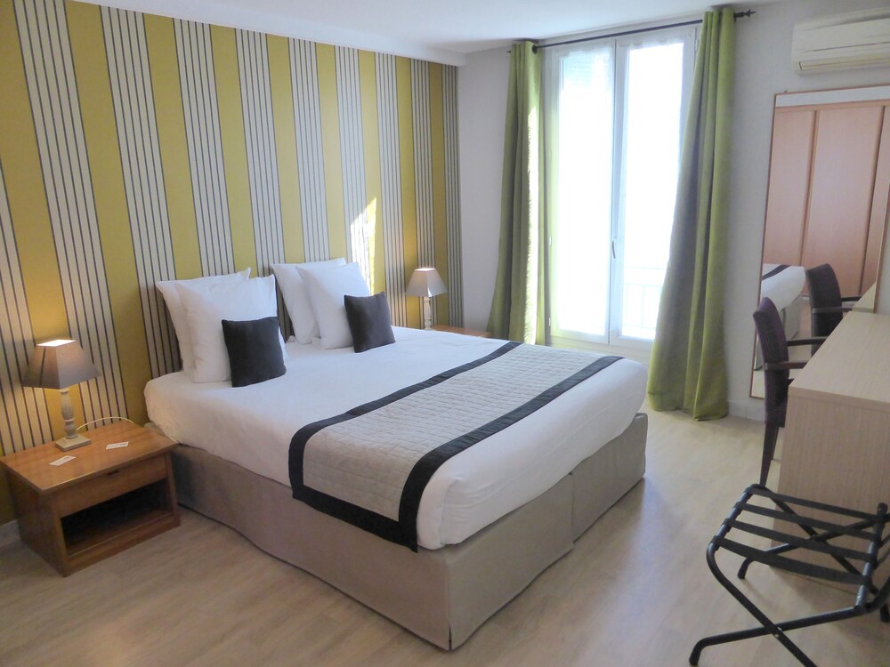 1 bedroom Suite Apartment - Guestroom