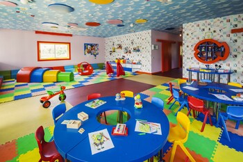 Childrens Play Area - Indoor