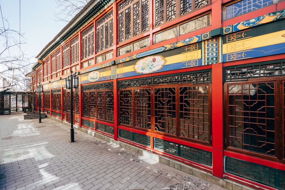 Courtyard View
