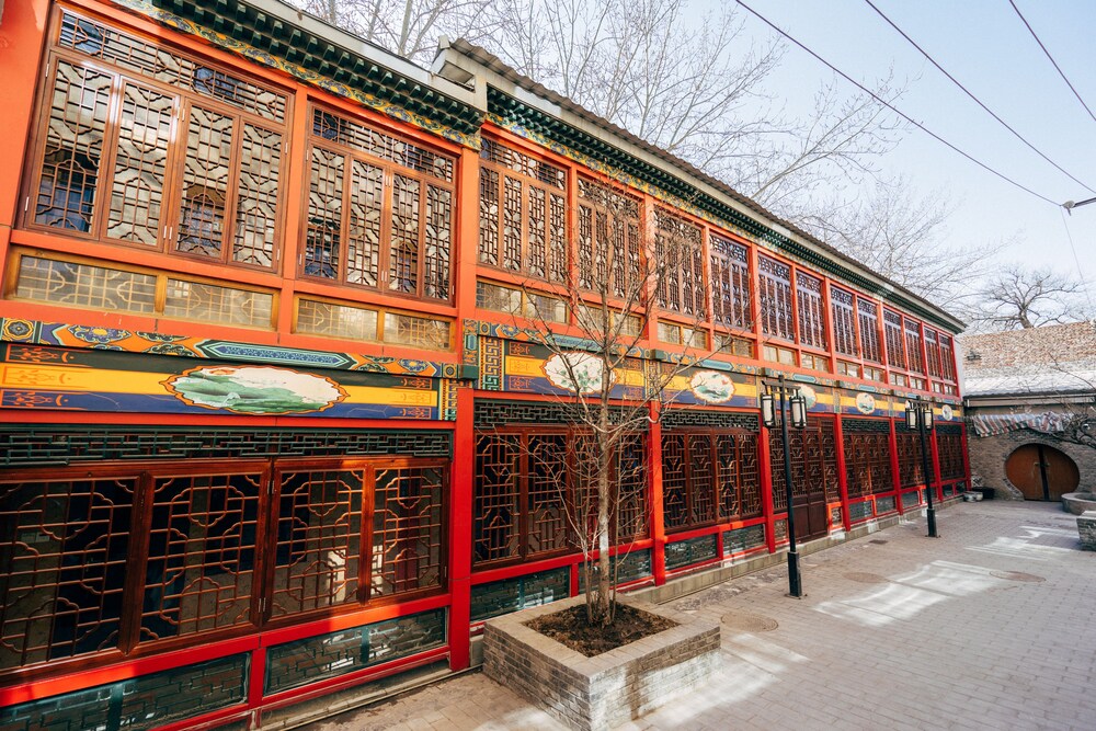Courtyard View