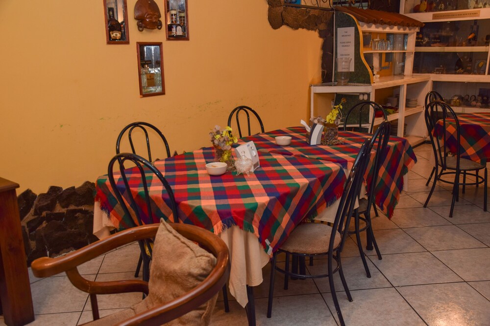 Family Dining