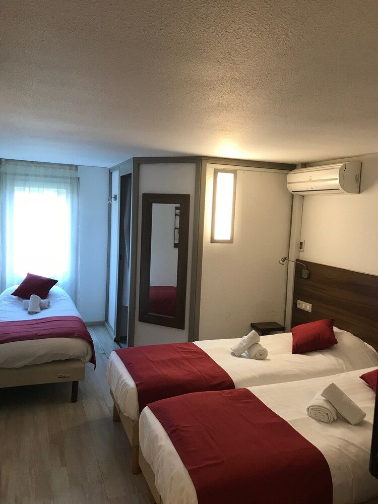 Guestroom