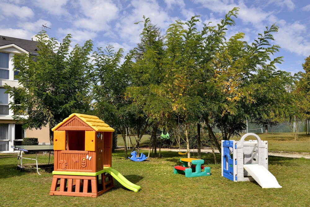 Childrens Play Area - Outdoor