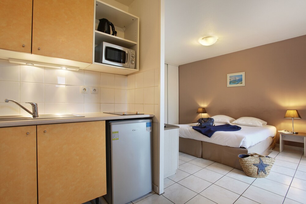 Standard Room - Guestroom
