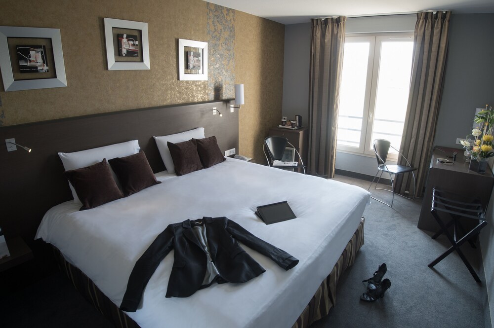 Guestroom