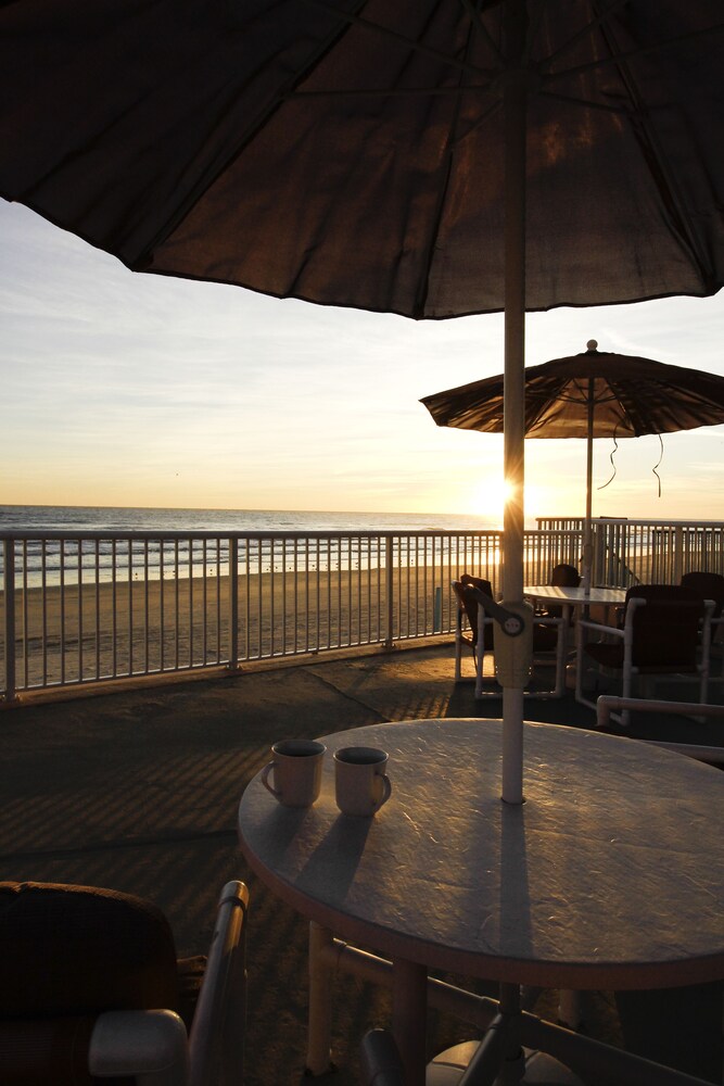 Sundeck
