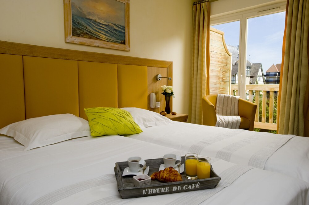 Standard Double Room - Guestroom