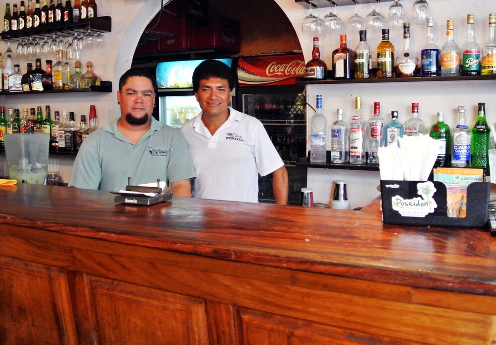 Hotel Bar