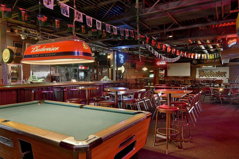 Hotel Bar
