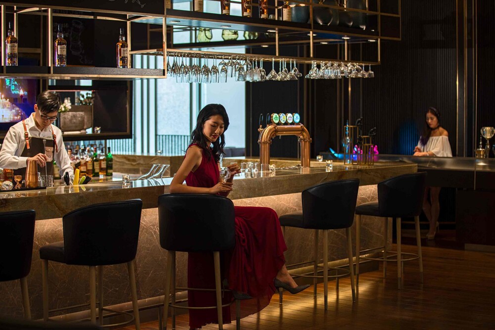 Hotel Lounge