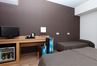 Double Room, Connecting Rooms