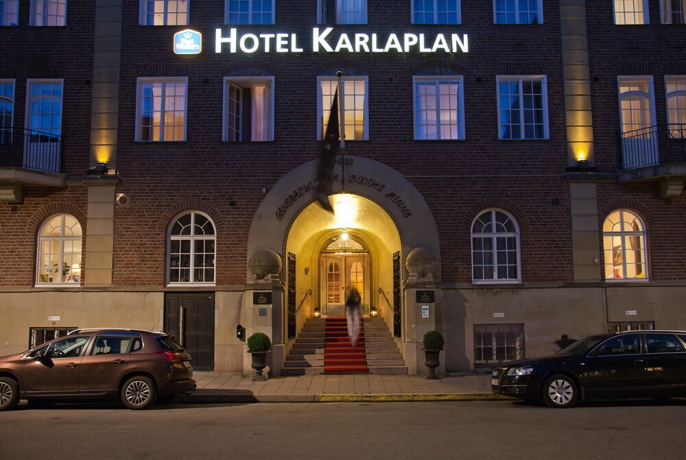 Hotel Front