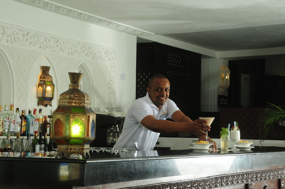 Hotel Bar