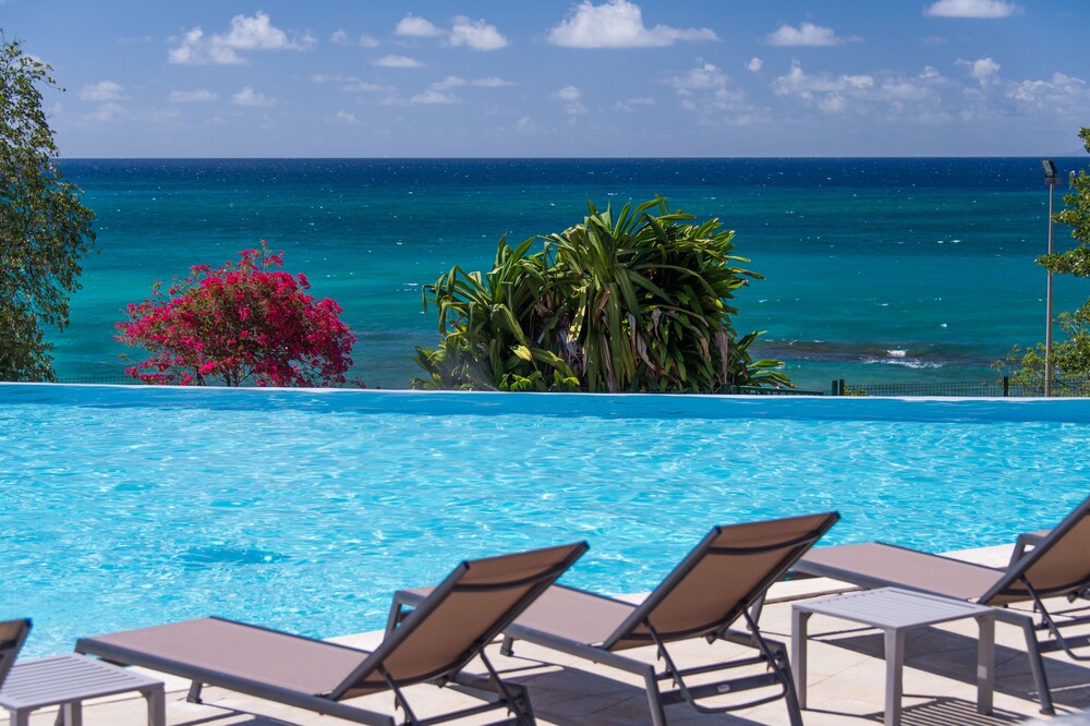 Infinity Pool