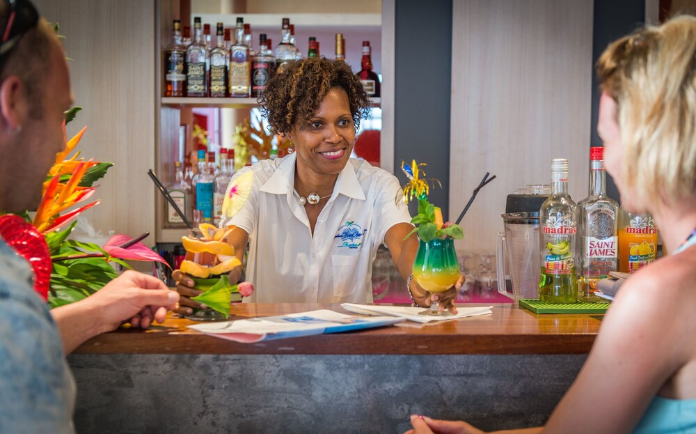 Hotel Bar