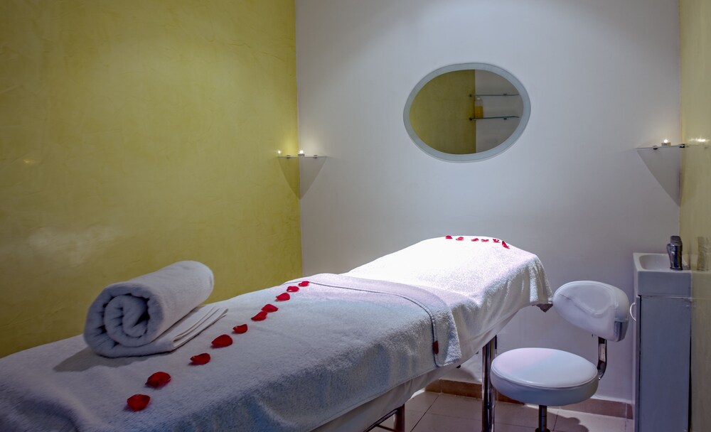 Facial
