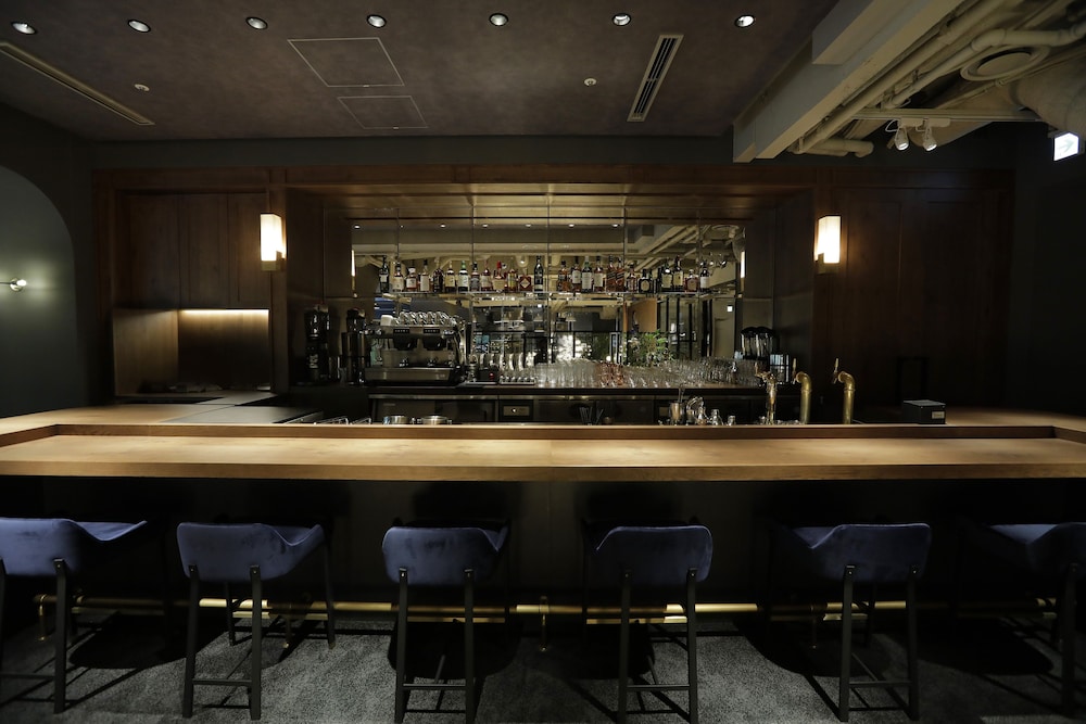 Hotel Bar