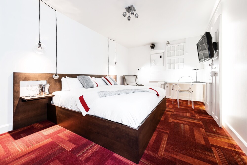 Guestroom