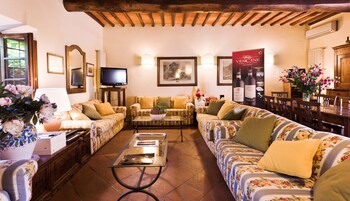 Hotel Lounge