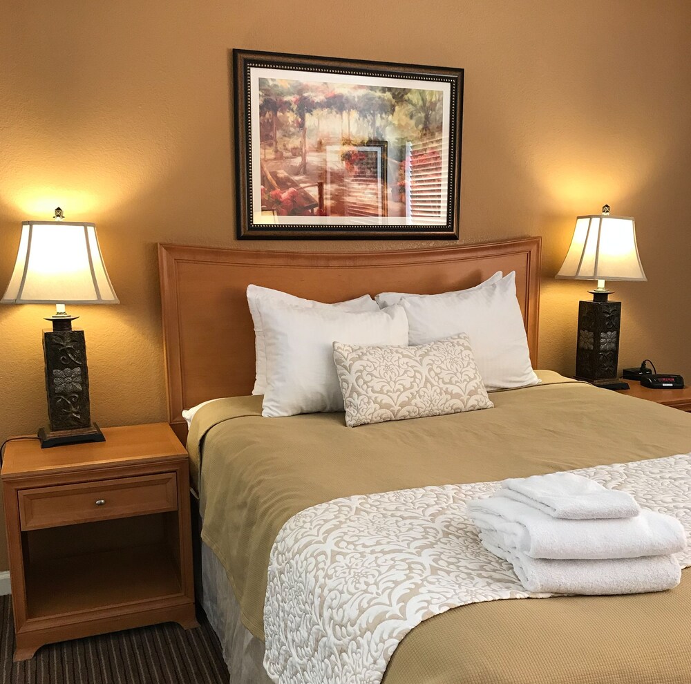 Standard Room, 2 Bedrooms - Guestroom
