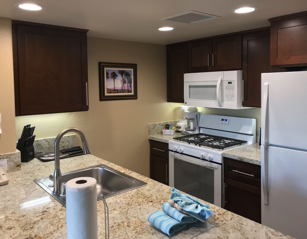 Studio - In-Room Kitchen
