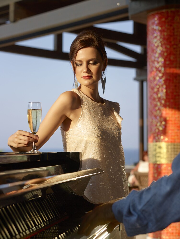 Hotel Bar