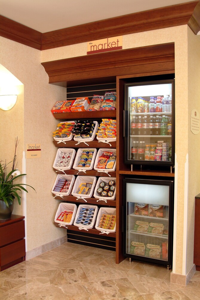 Snack Bar